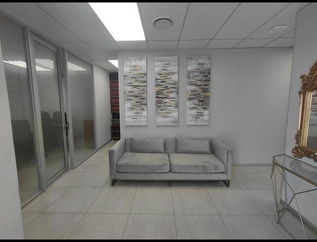 424M² OFFICE FOR SALE IN DAINFERN